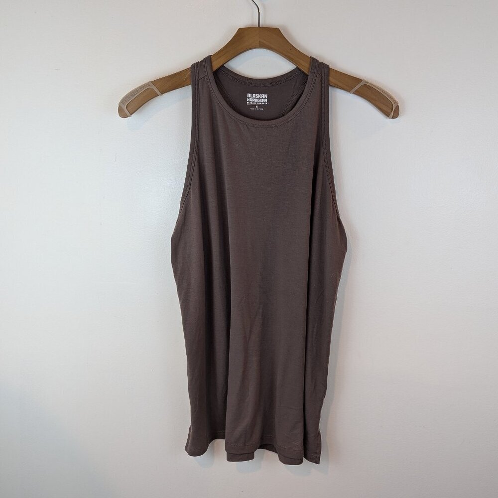 Duluth Trading Co. Alaskan Hardgear Racerback Tank in Taupe, Sz S